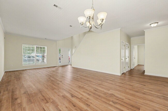 Building Photo - 4419 Karlbrook Ln