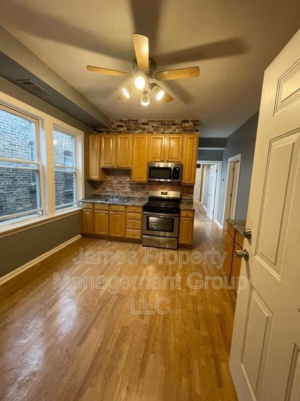 Foto del edificio - 2524 W Cortez St