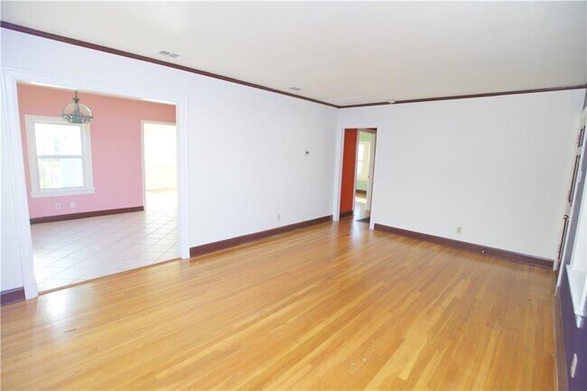 Foto del edificio - 5309 Avenue F