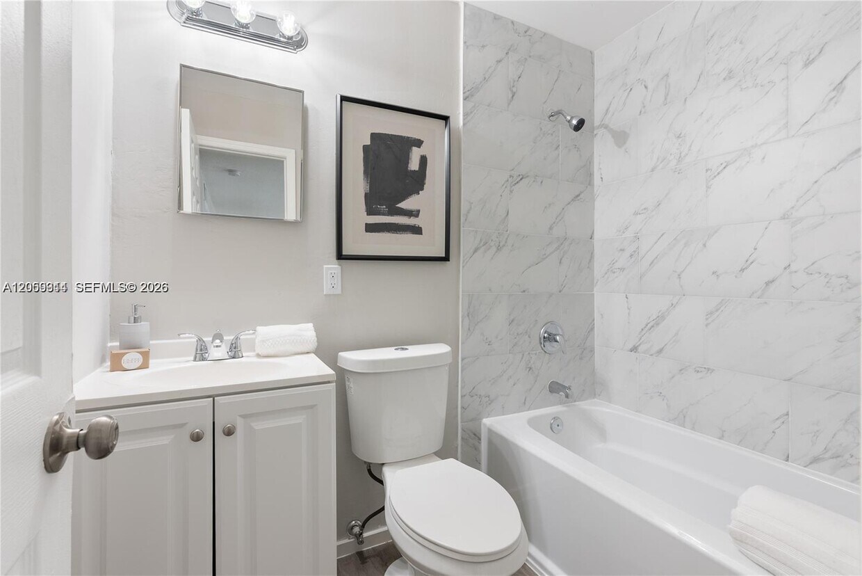 Foto del edificio - 312 SW 14th St