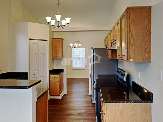 Building Photo - 1522 La Costa Dr