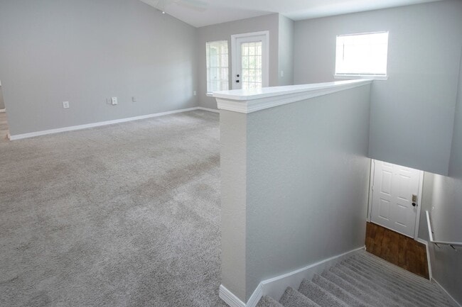 Building Photo - 2 Bedroom Condo in Lakewood Ranch