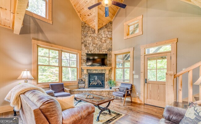 Building Photo - 111 Watkins Farm Rd