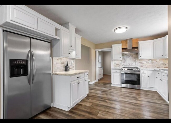 Foto del edificio - 16020 Union Rd