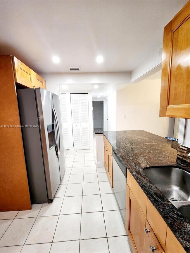 Foto del edificio - 4384 NW 9th Ave