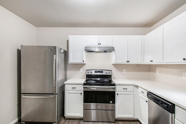 Building Photo - Outstanding Home for Lease