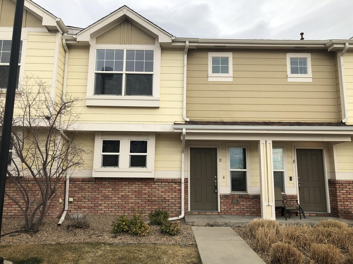 18818 E 58th Ave, Denver, CO 80249 Townhome Rentals in Denver CO
