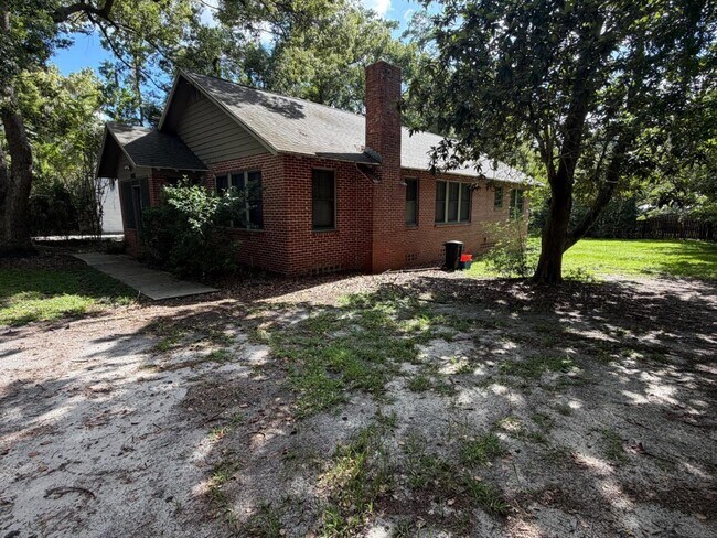 Foto del edificio - 402 NW 20th St