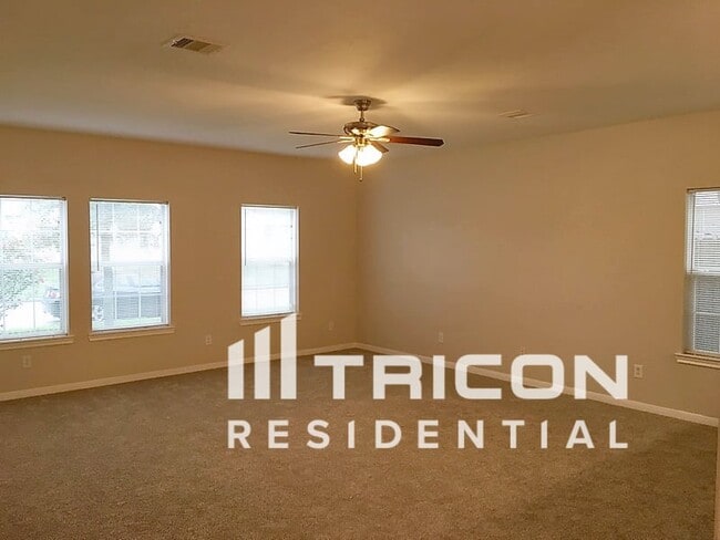 Foto del edificio - 11335 Carla St