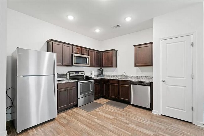 Kitchen - 3163 Tarian Way