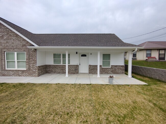 Building Photo - 53 Haley Dr