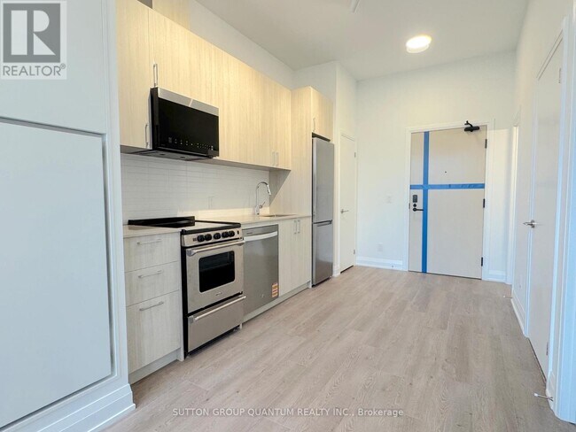 Building Photo - 3250-3250 Carding Mill Trail