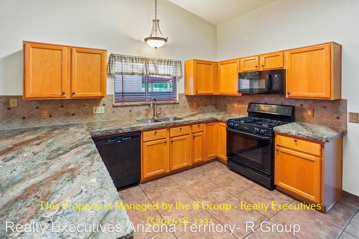 4 br, 2 bath House 8055 S. Muddy Creek Dr. House Rental in Tucson