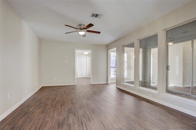 Foto del edificio - 22706 Indian Ridge Dr