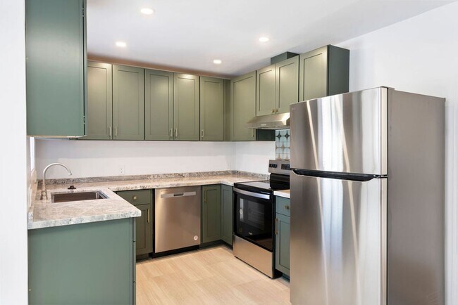 Foto del edificio - Newly Renovated 2 BD Brick Bungalow in Riverwalk District!