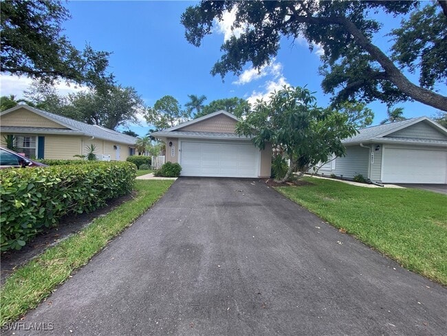 Foto del edificio - 14805 Crooked Pond Ct