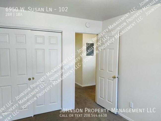 Building Photo - 6950 W Susan Ln