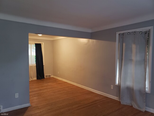 Building Photo - 2 br, 1 bath House - 8587 Wyoming St
