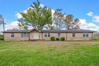 Building Photo - 125 Tandy Dr