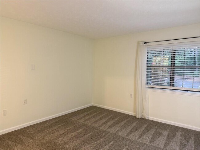 Foto del edificio - 475 Mount Vernon Hwy NE