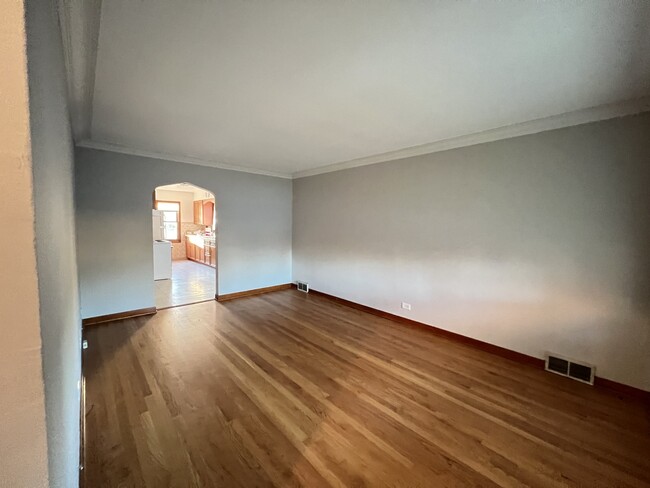 Building Photo - 2300 Burr Oak Ave