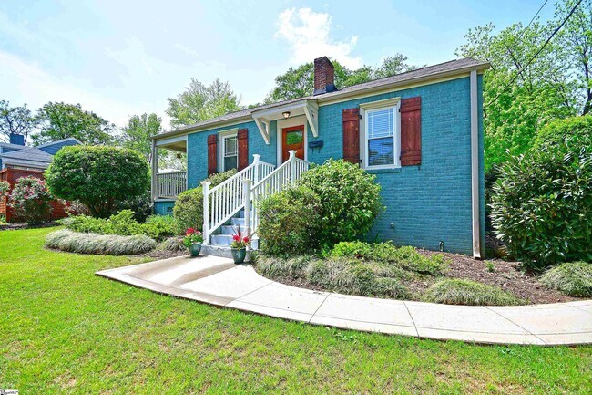 Foto del edificio - 108 Hillcrest Cir