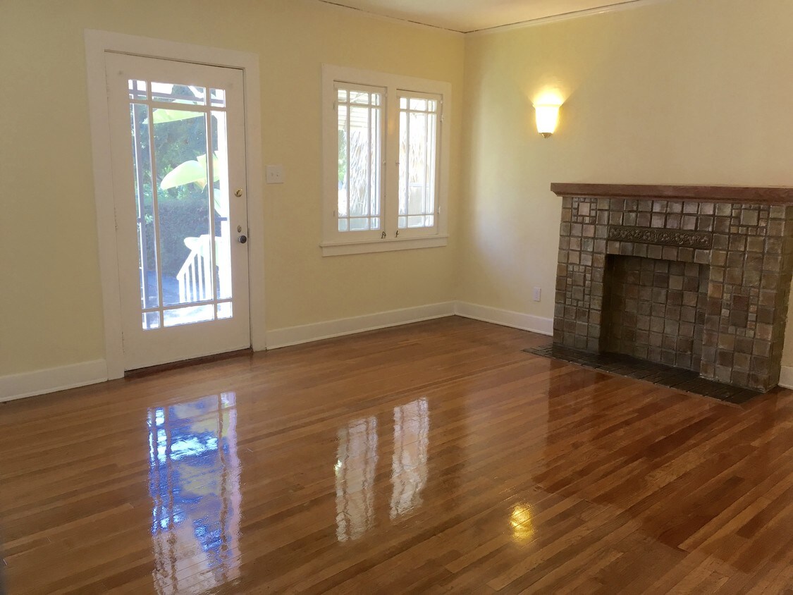 Foto principal - 4413 Avocado St