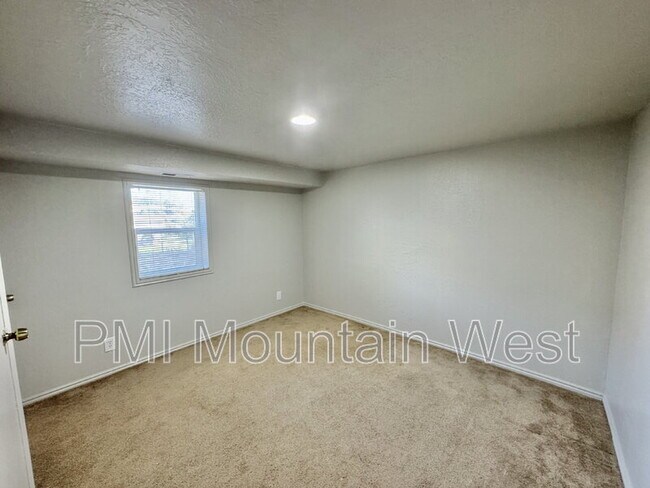 Building Photo - 2093 W 4400 S