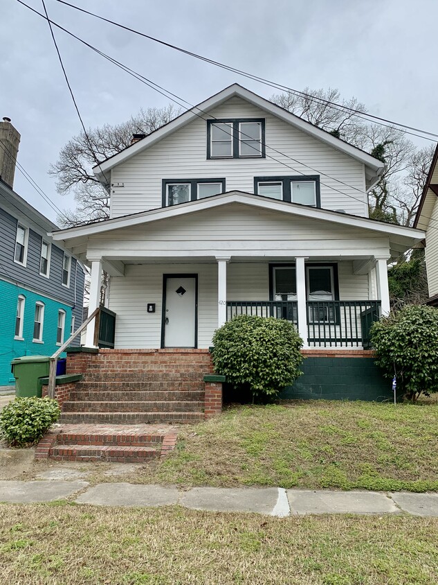 Primary Photo - 420 W 37th St