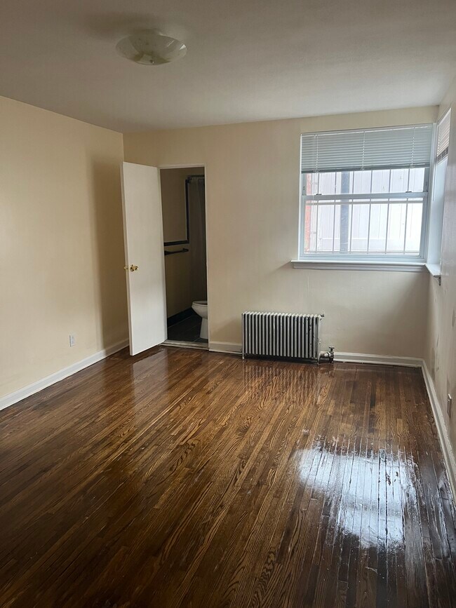 Foto del edificio - 2568 Young Ave