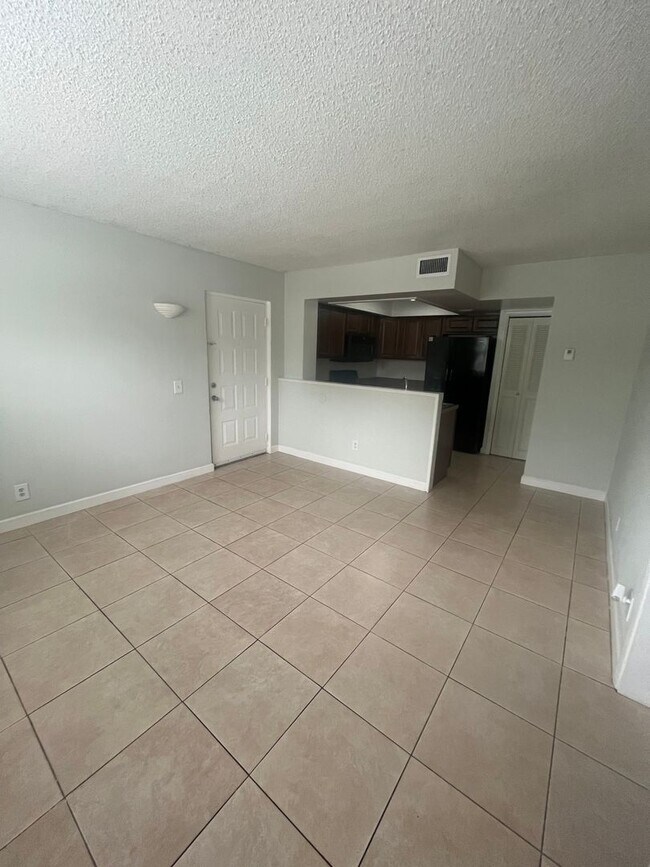 Building Photo - ONE BEDROOM ONE BATHROOM! WATERFRONT COMMU...