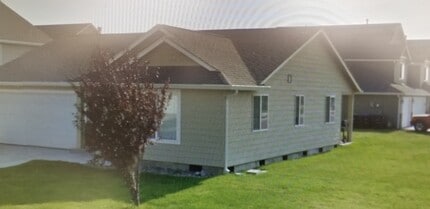 Building Photo - 618 S Harborview St