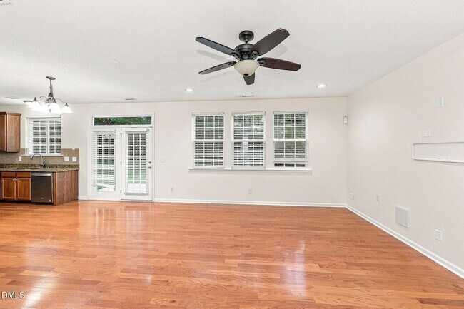 Foto del edificio - 1150 Brookhill Way