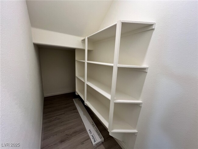 Building Photo - 9938 S Ullom Dr