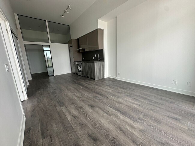 Building Photo - 406-10 Flavelle Trail Vaughan