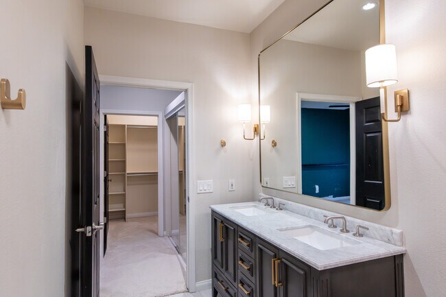 Foto del edificio - 9550 E Thunderbird Rd