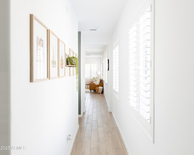 Foto del edificio - 20860 W Granada Rd