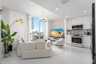 Building Photo - 300 S Biscayne Blvd