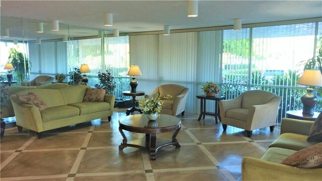 Foto del edificio - 2901 26th St W