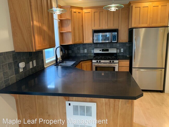 Building Photo - 2 br, 1.5 bath House - 418 Federal Ave E
