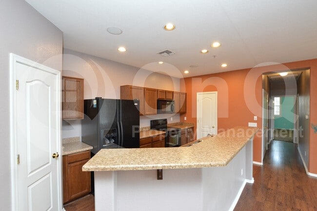 Foto del edificio - 1265 S Aaron