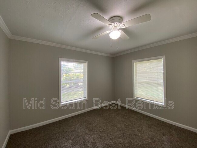 Foto del edificio - 2429 Pecan Cir