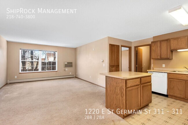 Building Photo - 1220 E St Germain St