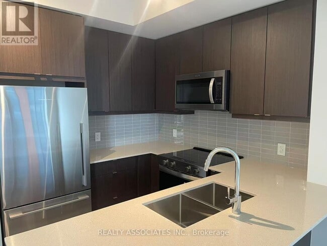 Photo du bâtiment - 3260 Sheppard Ave E