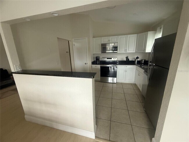 Building Photo - 5240 Lonesome Dove Dr