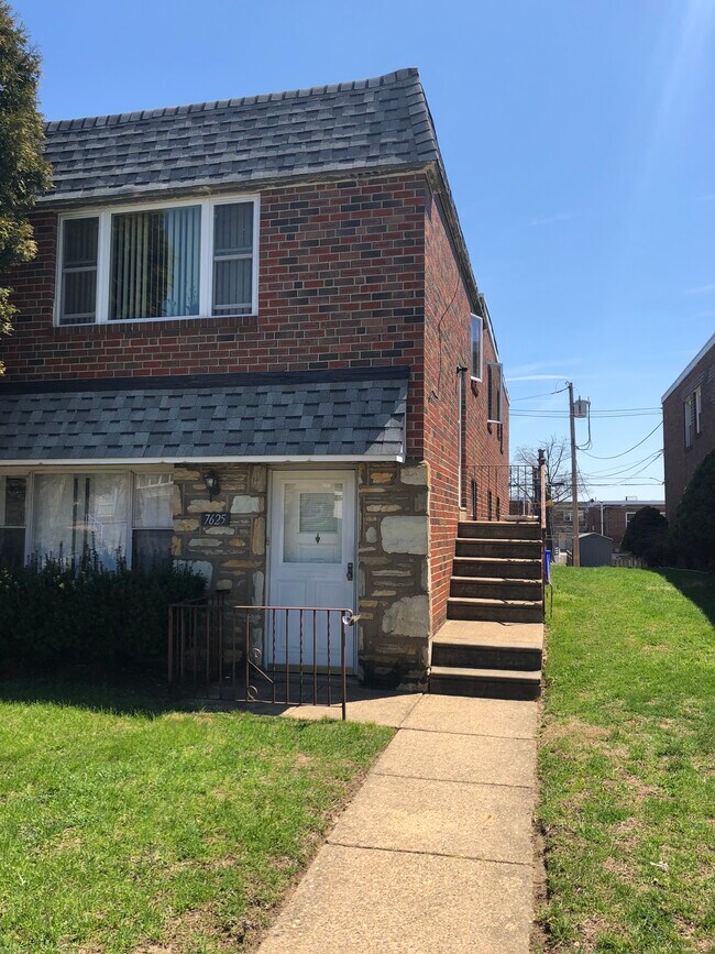 Building Photo - 7625 Algon Ave