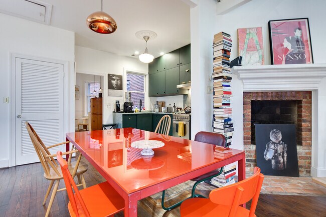 Foto del edificio - 331 11th St NE
