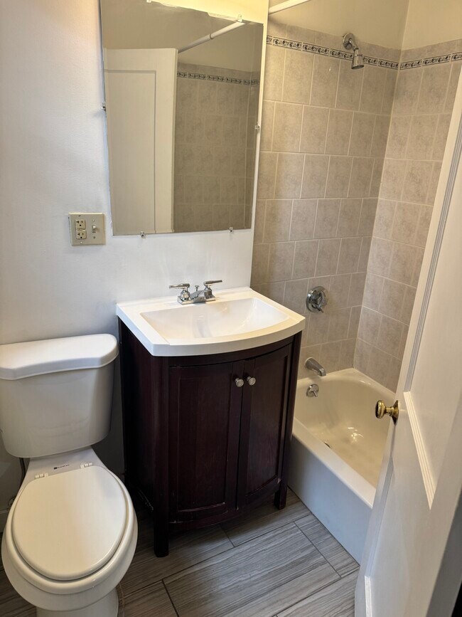 Building Photo - 38 Hemenway St