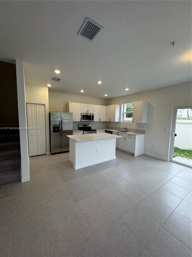 Foto del edificio - 104 SW 184th Way