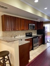 Building Photo - 1624 N 16th St